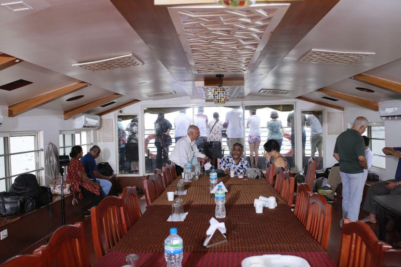 Friends Cruise, Nightstay Houseboat Alappuzha Exterior photo